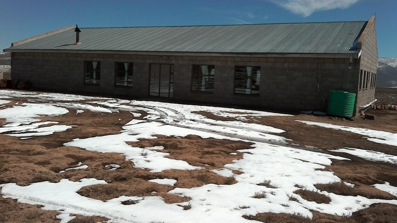 Sani Stone Lodge Mokhotlong Extérieur photo