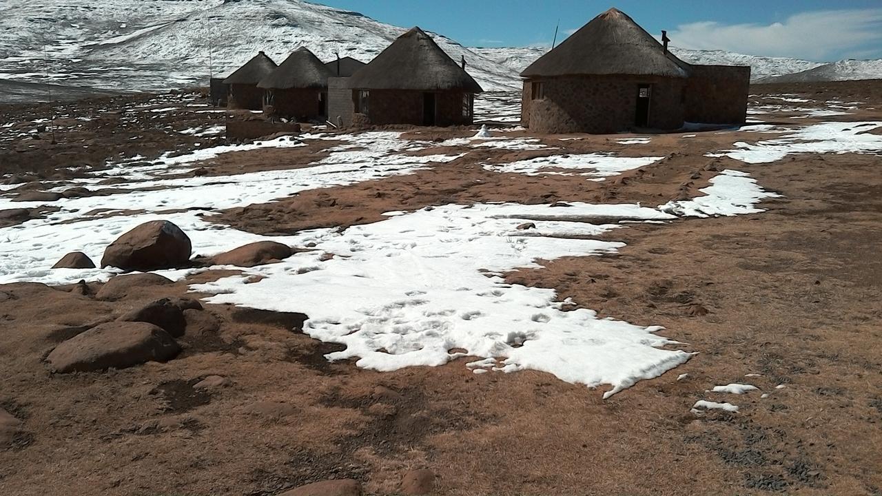 Sani Stone Lodge Mokhotlong Extérieur photo